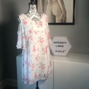 Maternity clothes